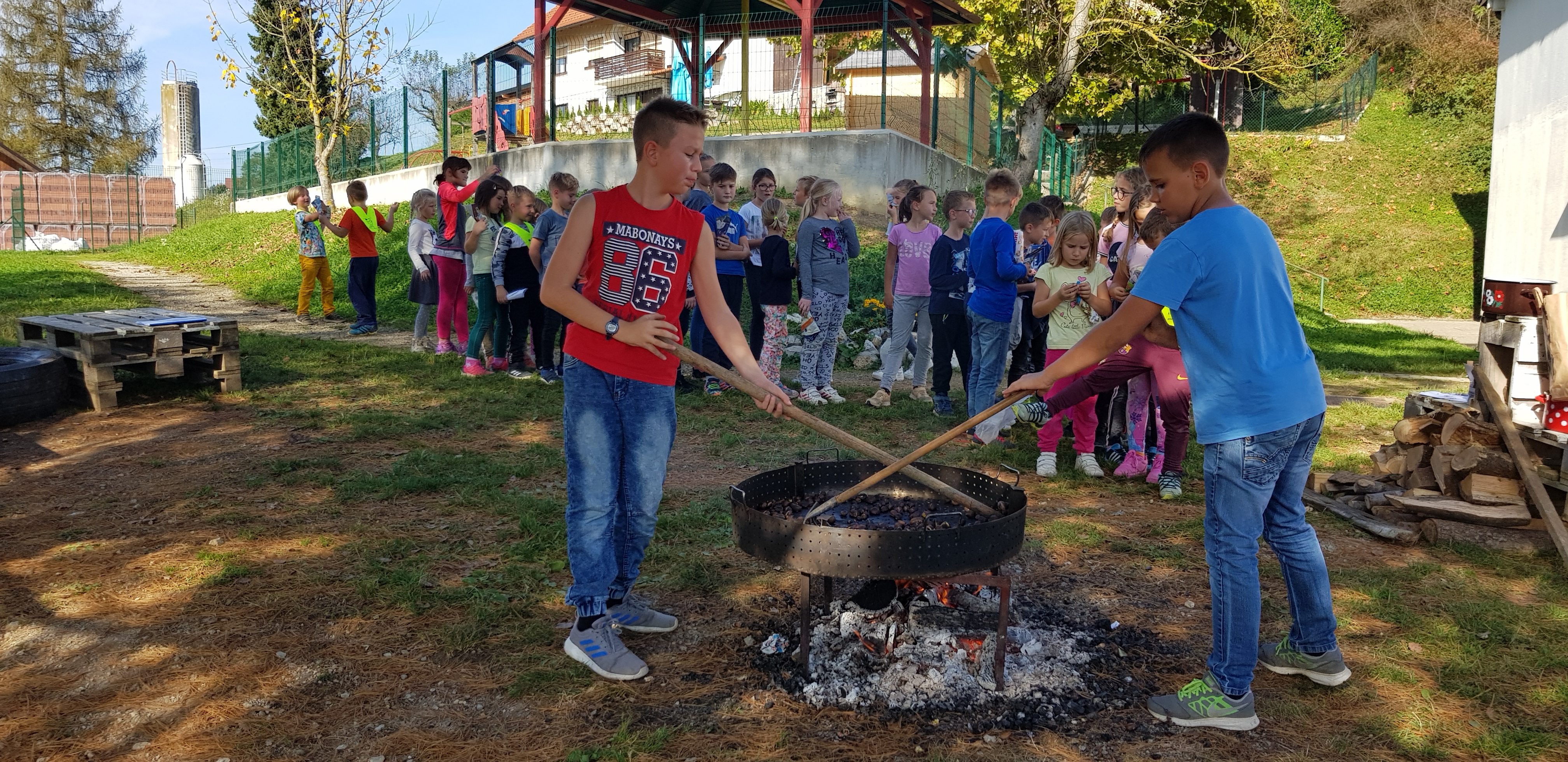 RAZGIBANO V PODALJŠANEM BIVANJU